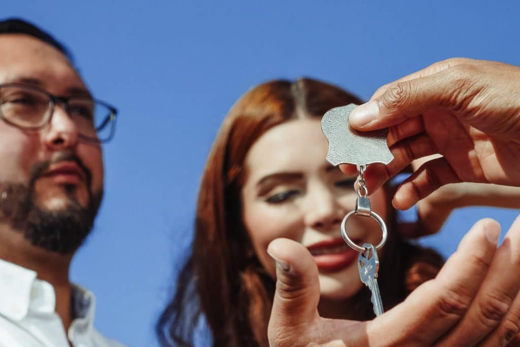 Attracting quality renters and giving away silver keys to them